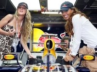 Sexy F1 Girls