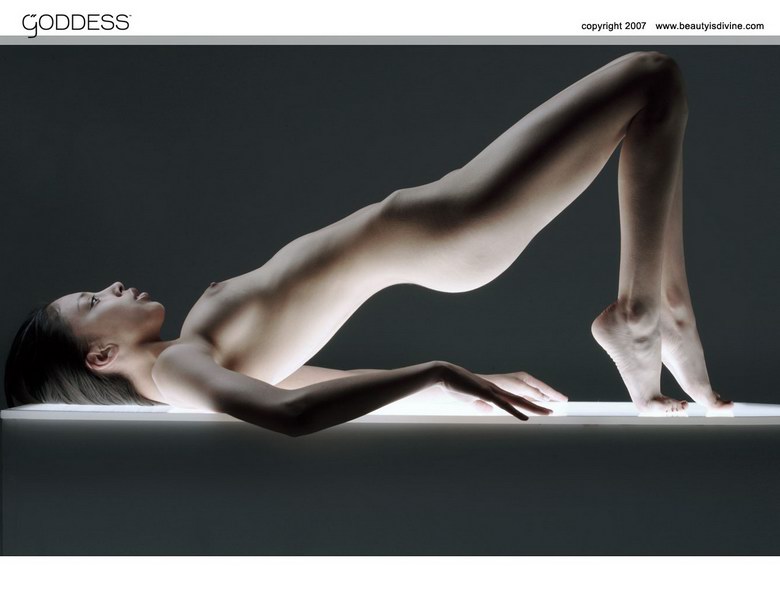 Alexis - Studio Nudes