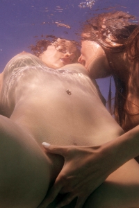 Underwater Lovers