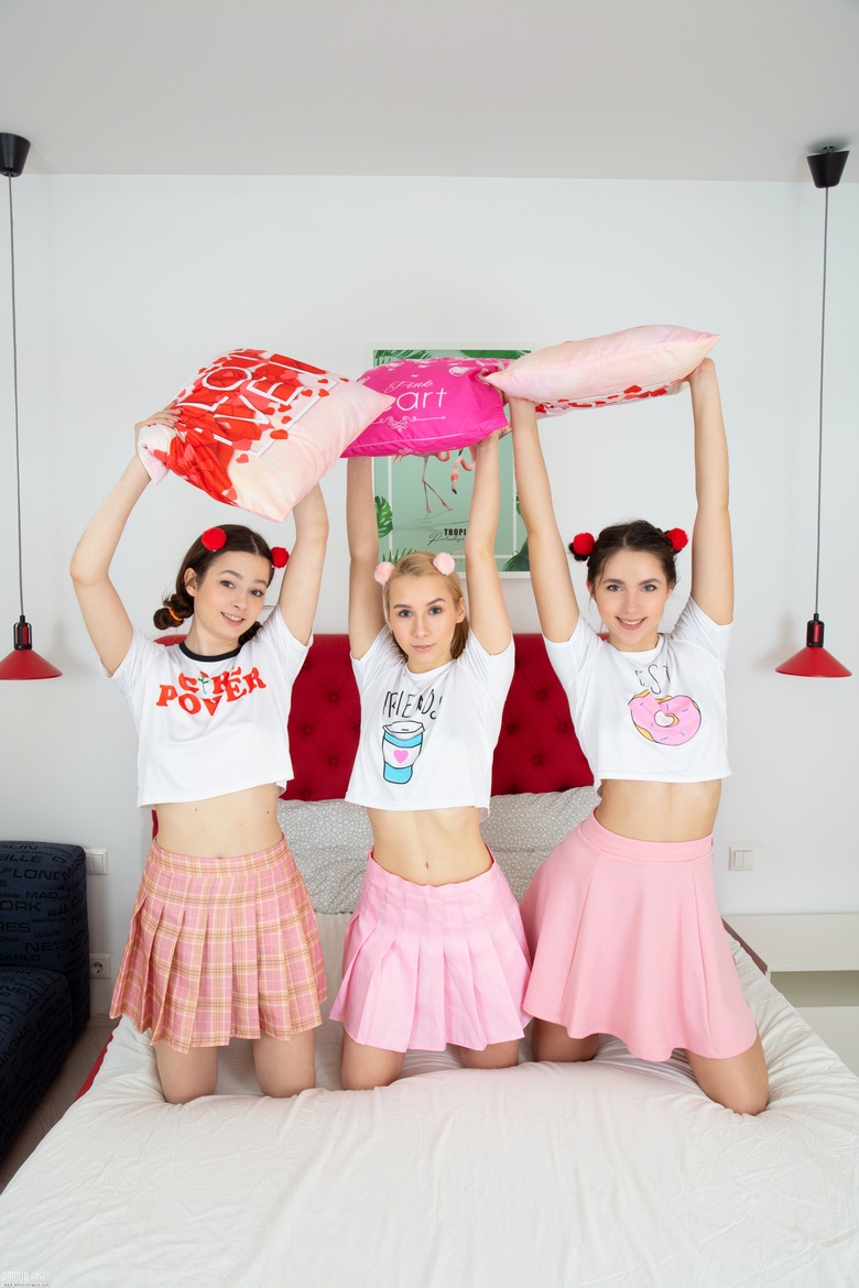 Sexy Trio Angela, Maya & Rosalina