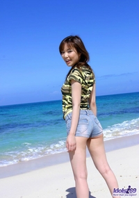 Yua Aida - Lovely Asian beach bunny