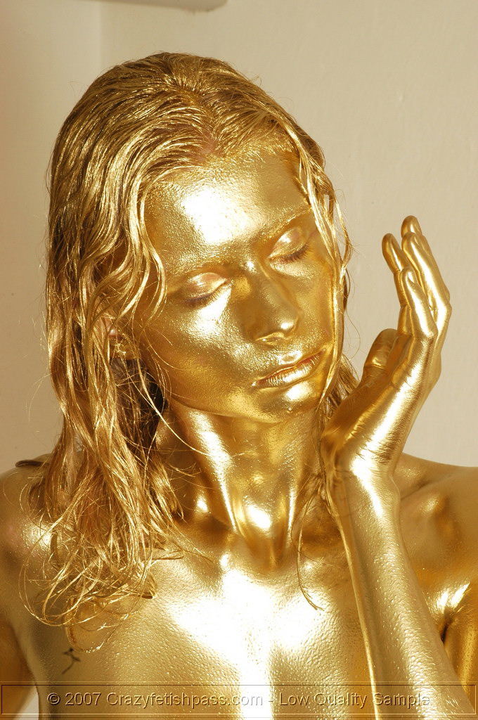 Sahra the Gold Shine