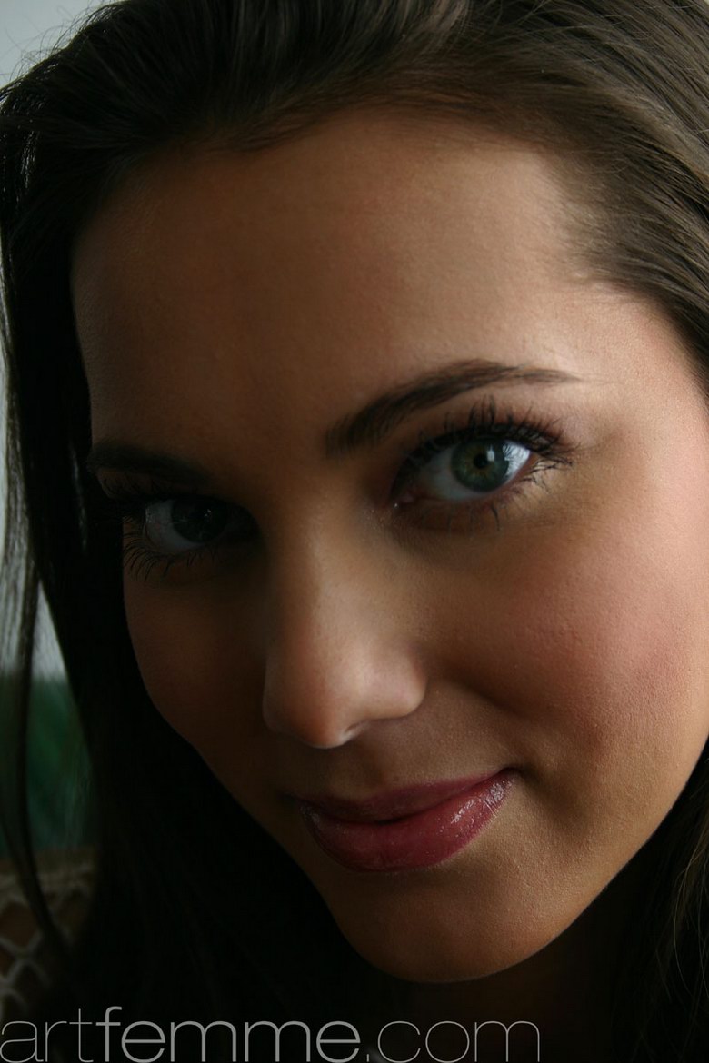 Klaudia from Paris
