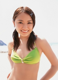 Sexy Asian Idol Natsumi Kamata in bikini