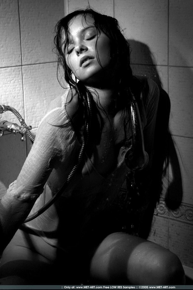 Anna - Glide