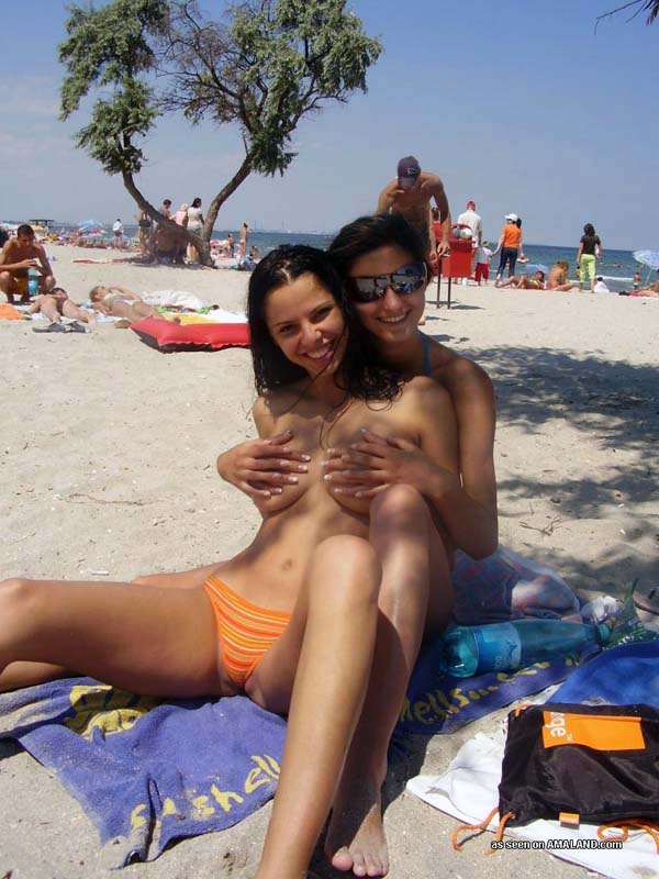 Amateur latina hotties getting nude