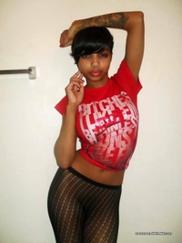 Busty mulatto chick's selfpics