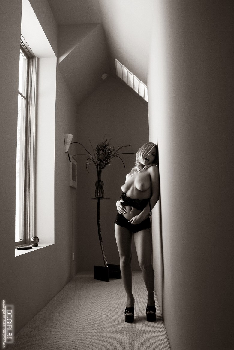 Alyssa Lovelace B&W Nudes