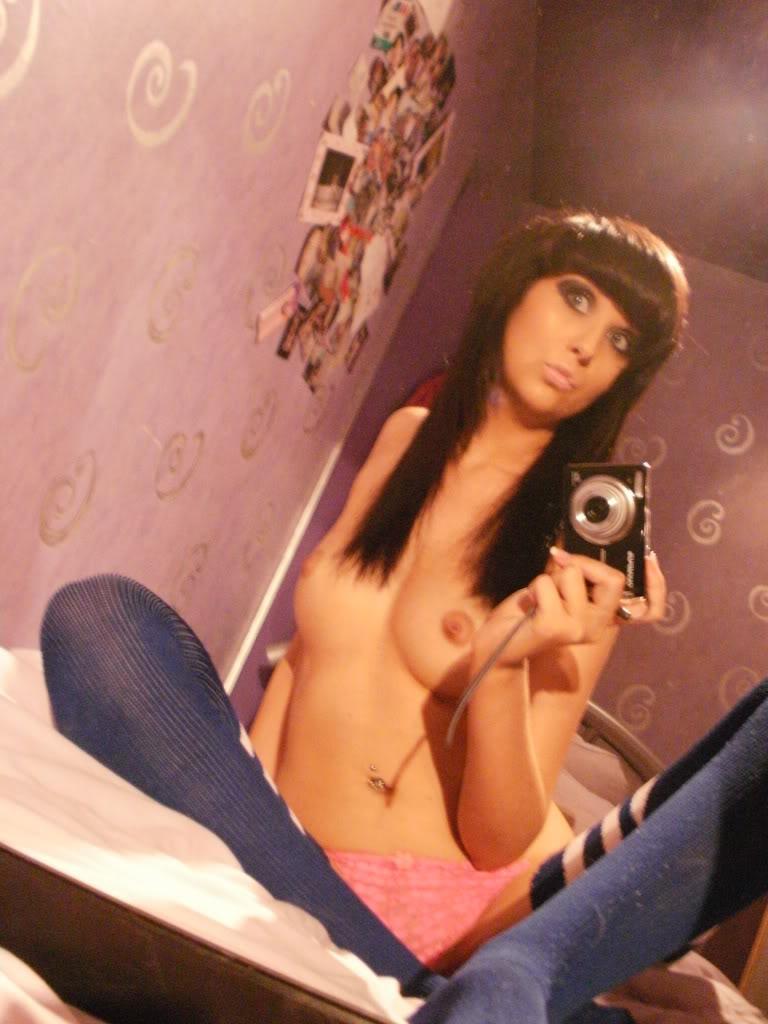 Nude Amateur Teen