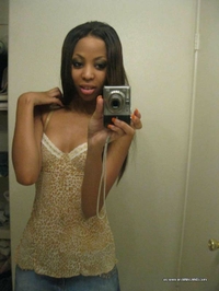 Ebony hottie camwhoring