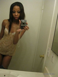 Ebony hottie camwhoring