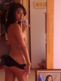 In the room of an exotic beauty GF