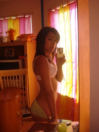 In the room of an exotic beauty GF