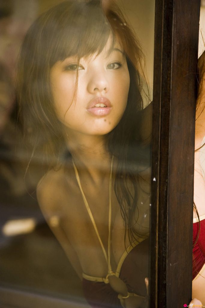 Tempting Sayuki Matsumoto