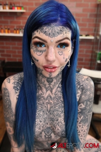 Amber Luke Nose Tattoo