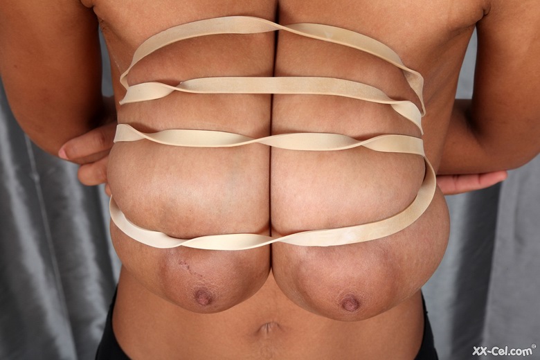 Addisson Rubber Bands Boobs