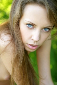 Natasha is nude in the nature