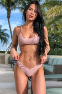 Venezuelan Beauty Georgina Mazzeo